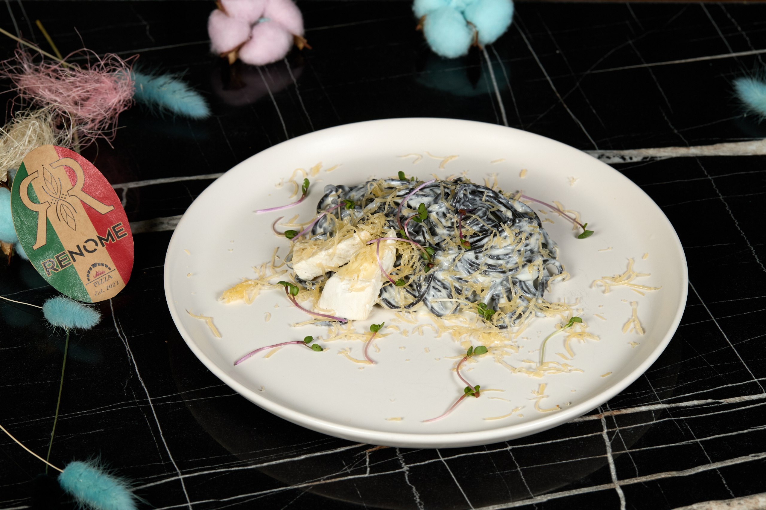 Paste negre 4 brânzeturi